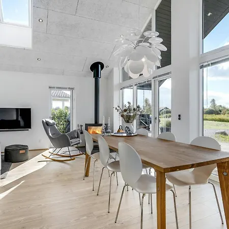 Dom wakacyjny Three-bedroom In Vaggerlose *