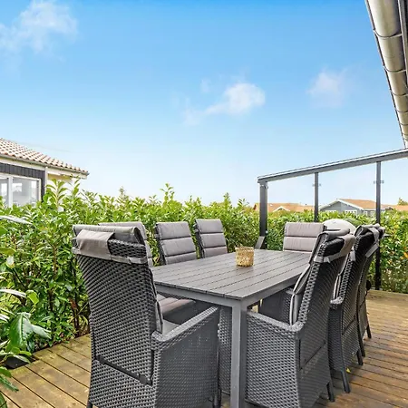Three-bedroom In Vaggerlose * Bøtø By