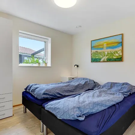 Three-bedroom In Vaggerlose * Bøtø By