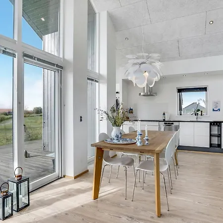 Dom wakacyjny Three-bedroom In Vaggerlose *